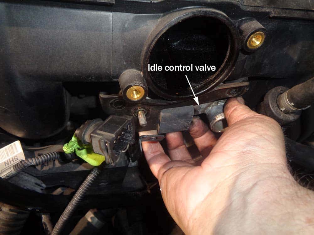 See U1932 in engine